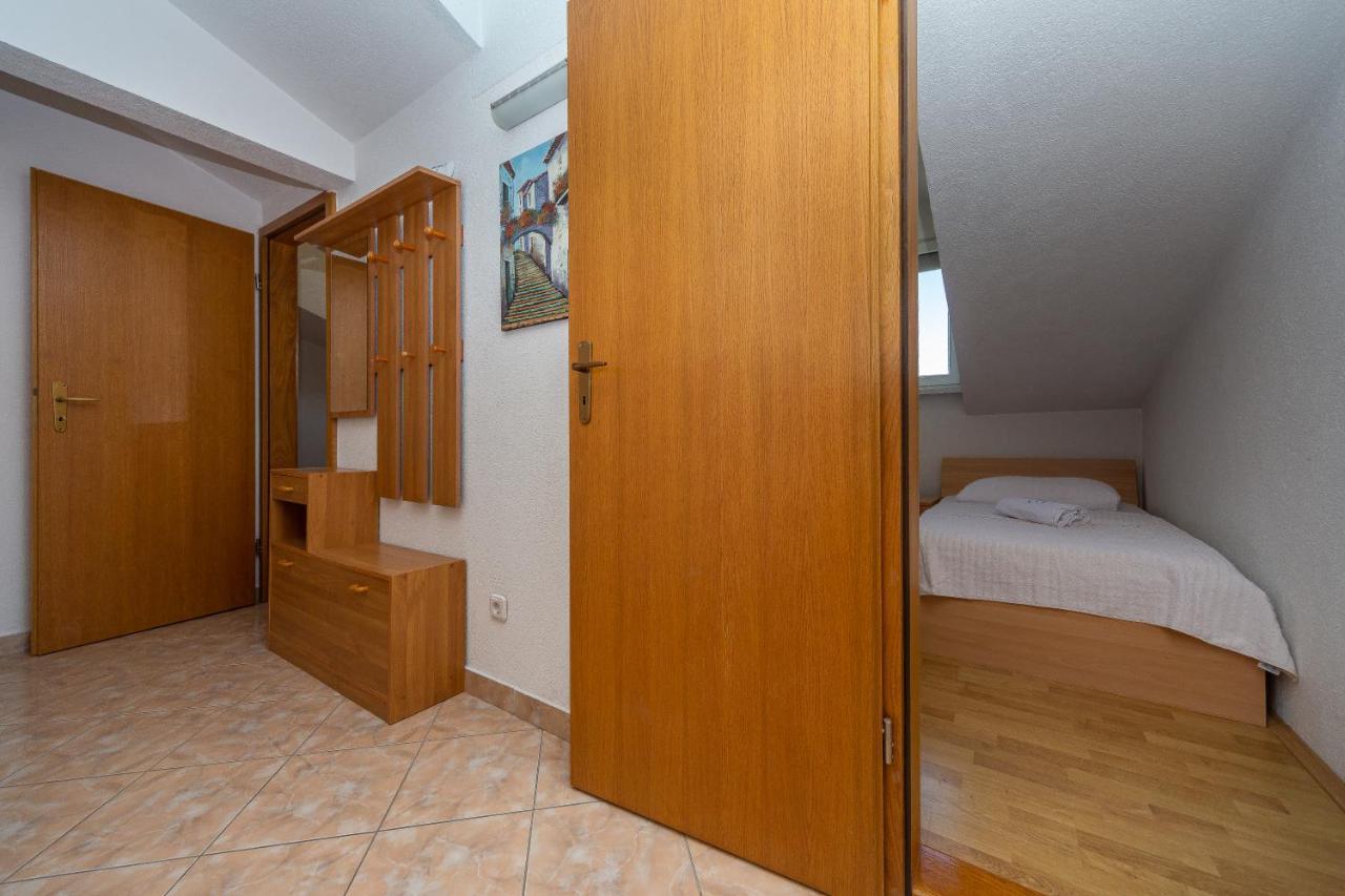 Apartments Dalmata Biograd Na Moru Exteriör bild