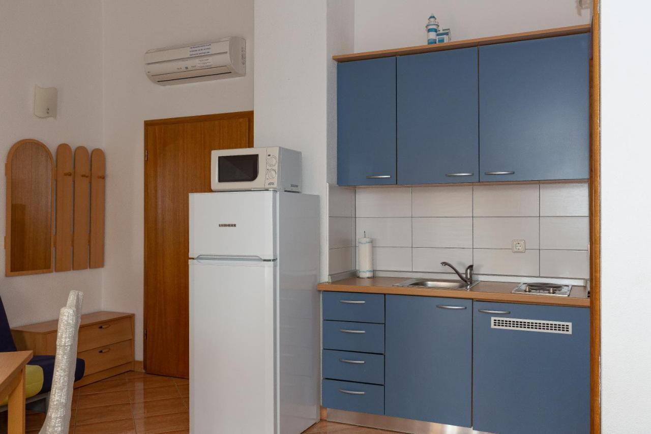 Apartments Dalmata Biograd Na Moru Exteriör bild